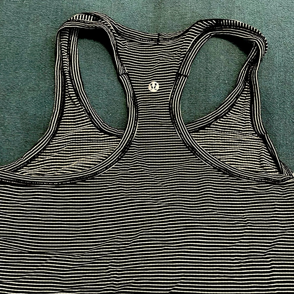 Lululemon black and white striped swiftly tech racer back running tank